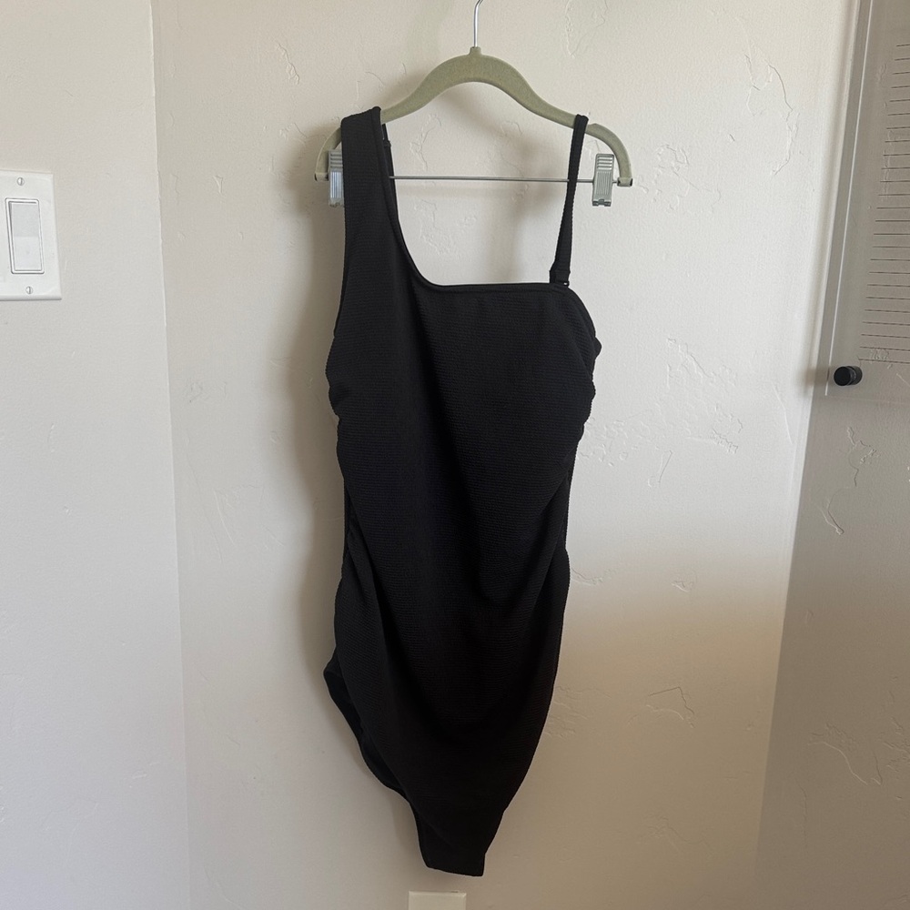 Old Navy Maternity Swimsuit